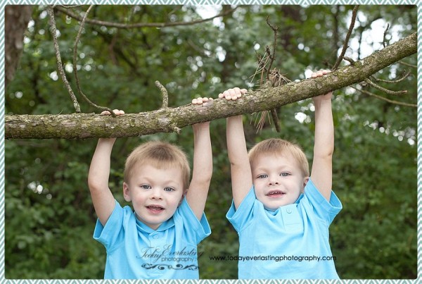 Joshua&Jacob Morris, IL Child & Family Photographer 19