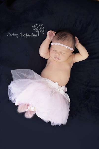 Aurora IL Newborn Photographer Cerrincione 34